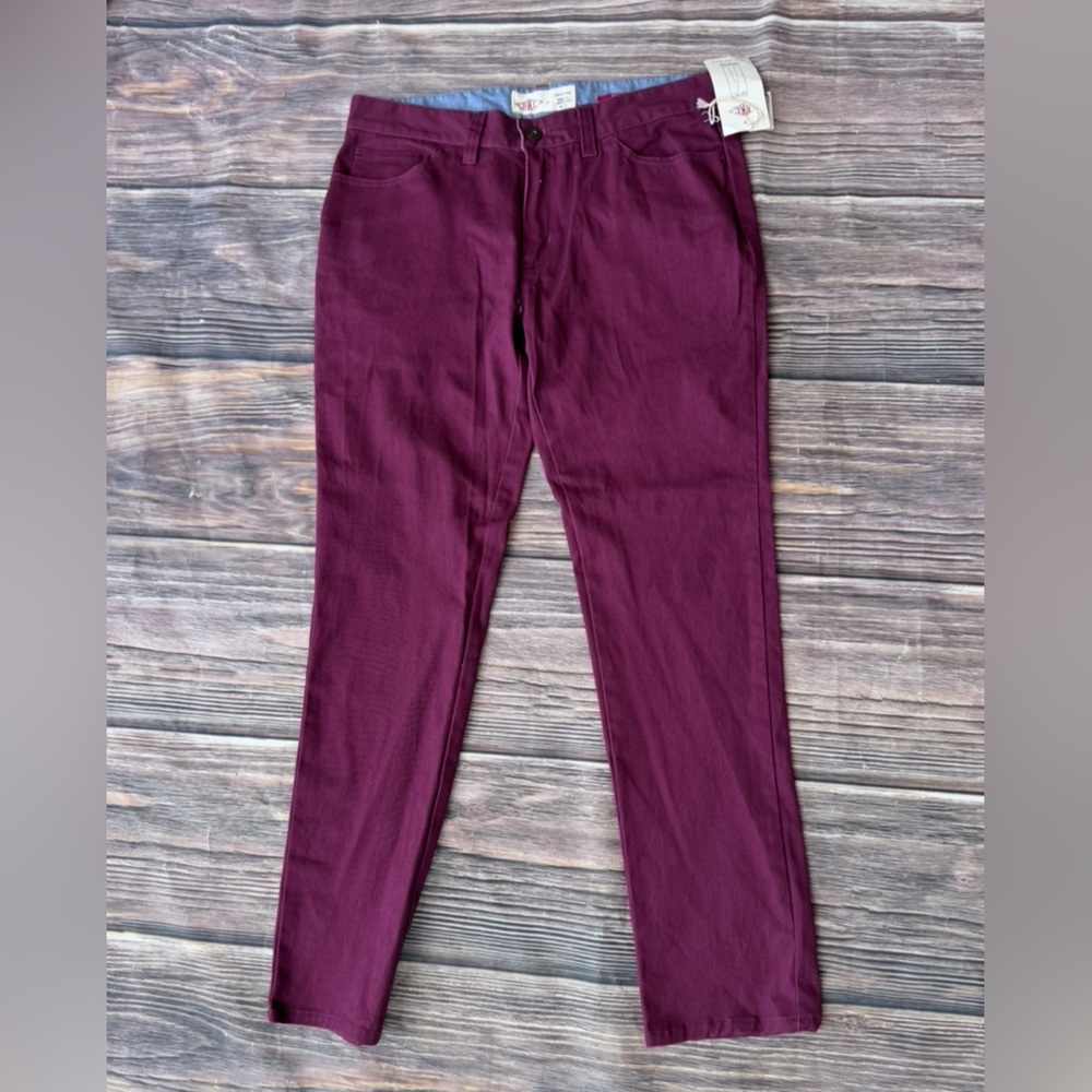NWT BKC Union Ave Skinny Fit Tapered Casual Pants Men Sz 32 Burgundy